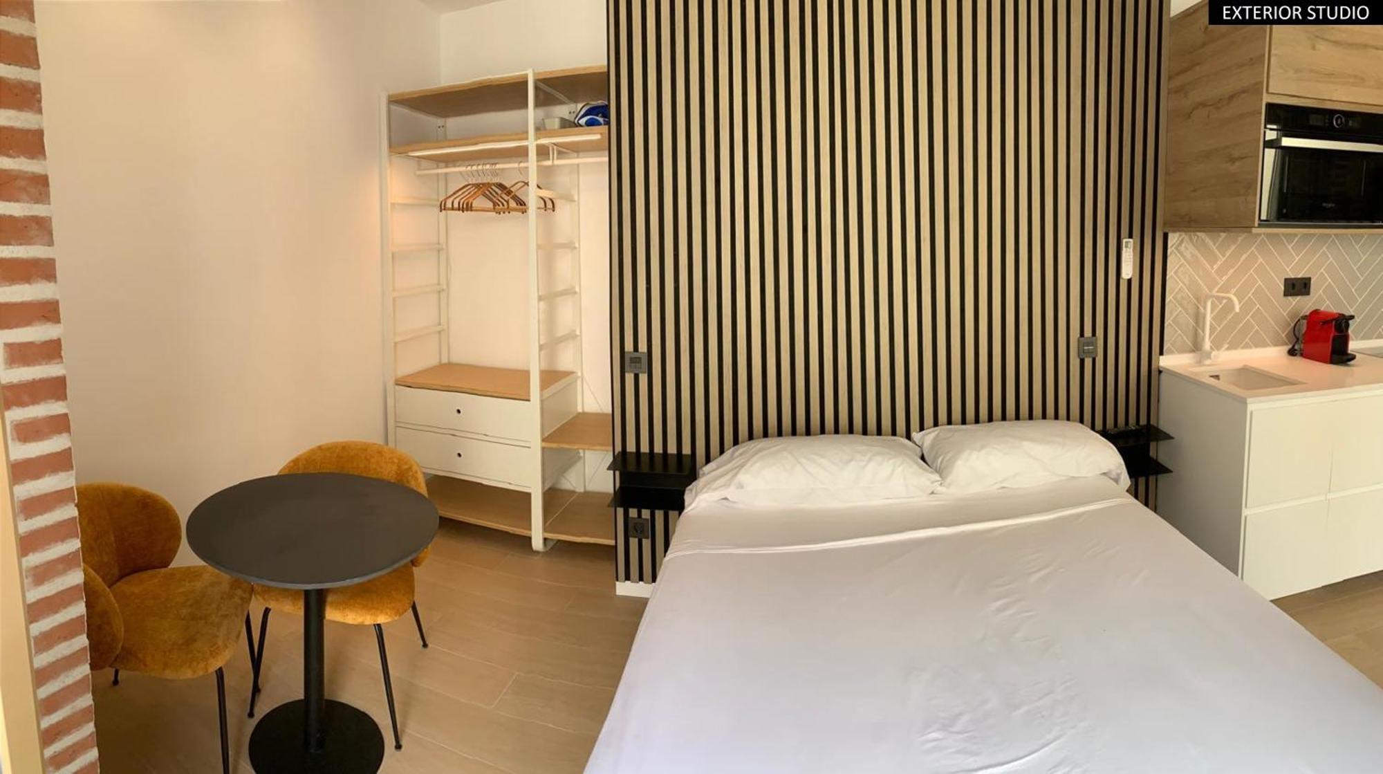 Ecopausa Beatas Studios Malaga Phòng bức ảnh